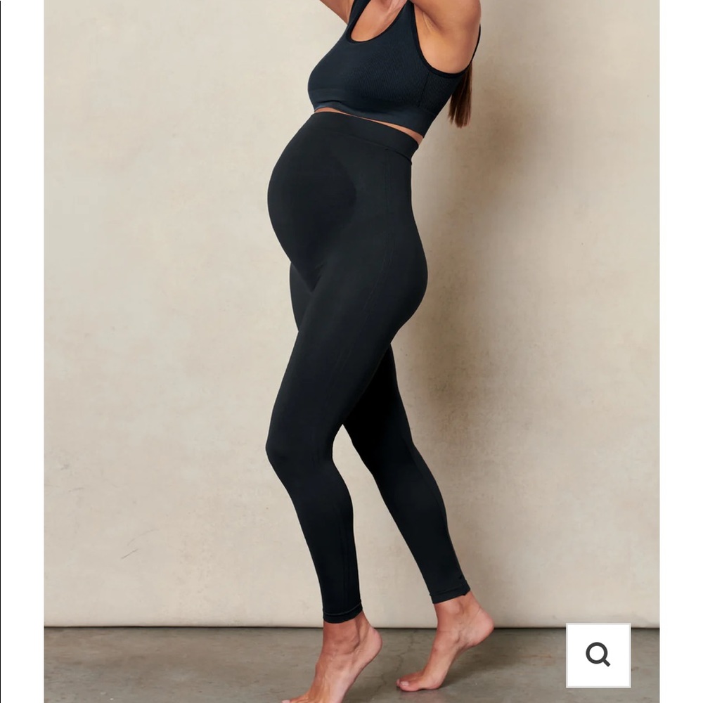 Navy blue Blanqi everyday supportive leggings